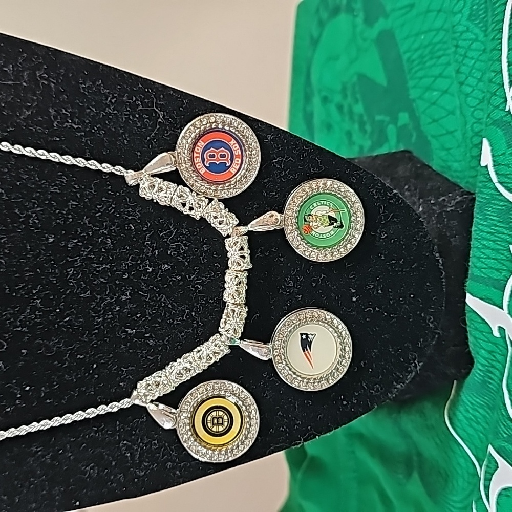Boston Sports hand crafted 18" rope necklace, Bruins, Patriots, Celtics, Red Sox